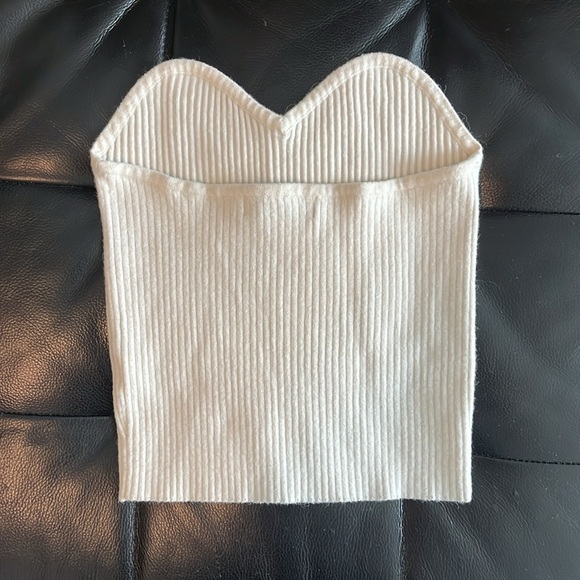 JustFab White Ribbed Sweetheart Neck Tube Top - Picture 2 of 4